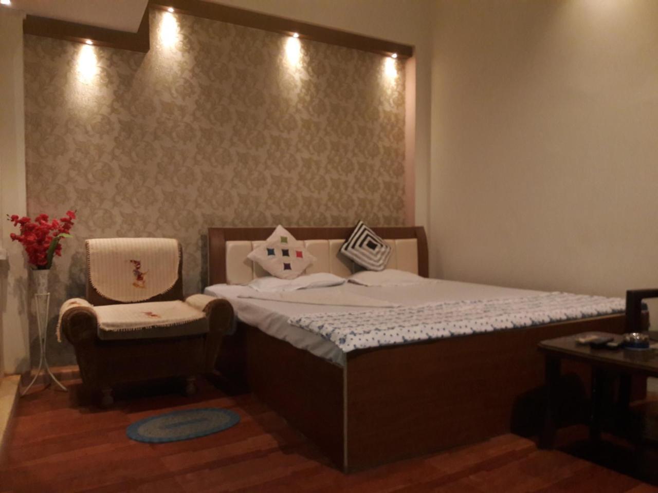 Buddha Guest House Varanasi Exterior foto